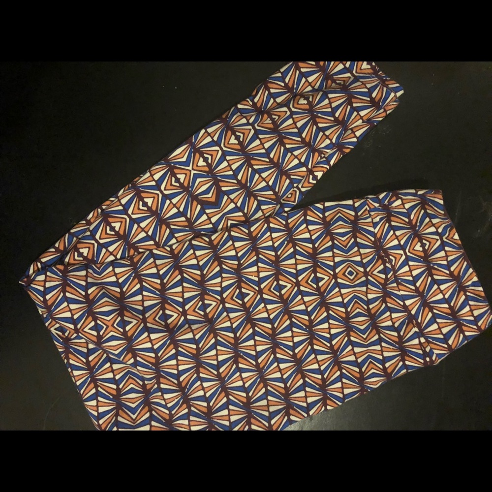 Lularoe tall and curvy leggings